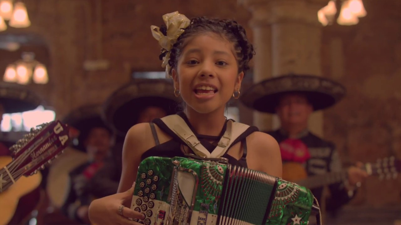 La Tequilera -  Los Luzeros De Rioverde (Video Oficial Mariachi)