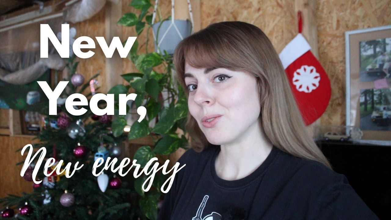 A Gentle New Year Refresh | Putting Away Christmas & Cleaning with Me 🧹