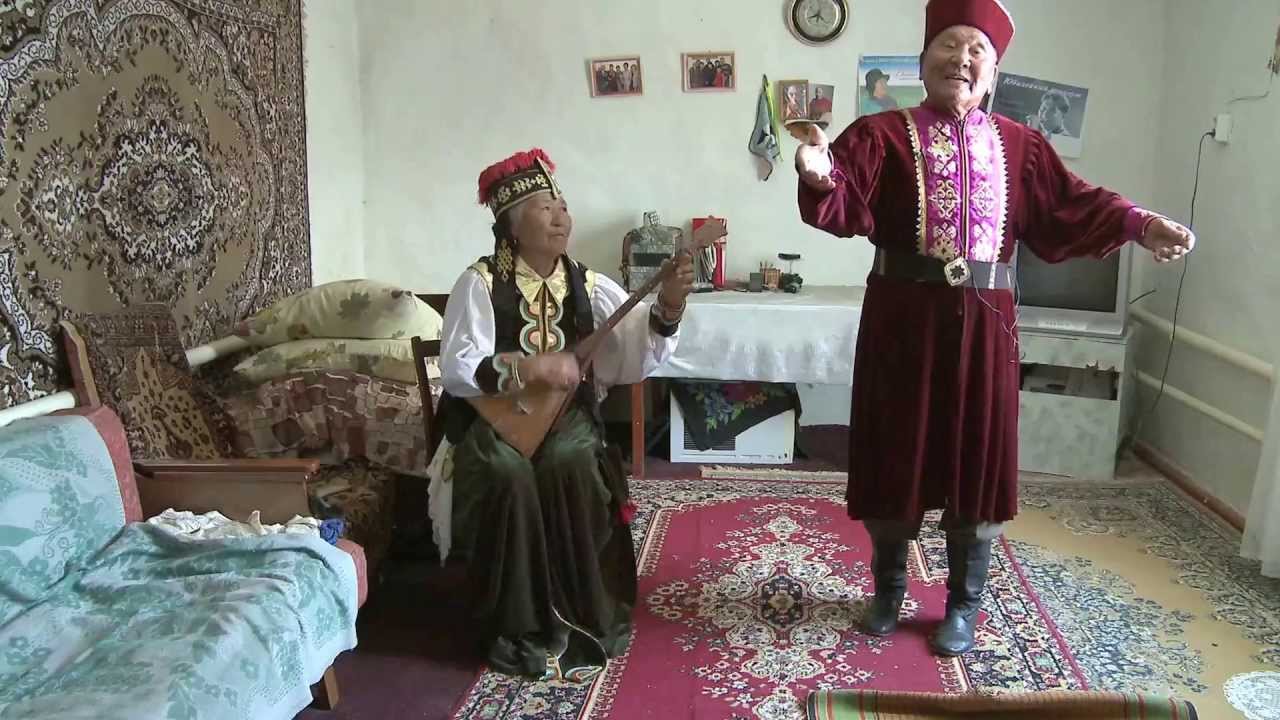 RUSSIA—Kalmyks Nyamin Manjieyev and Nina Manjieyeva sing - excerpt