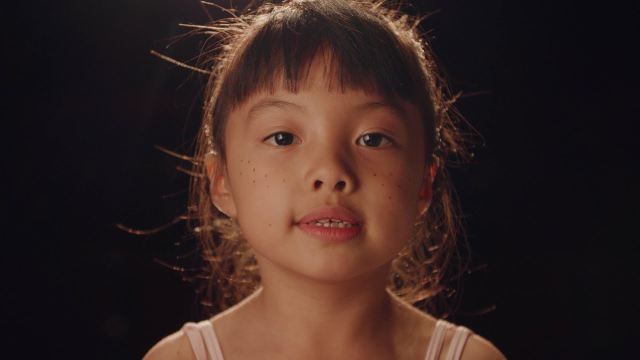 Mikayla Geier - i don't feel safe in my body (Official Lyric Video)