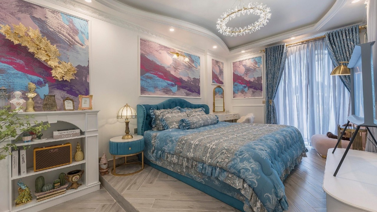 Boroccoli's House - Queen Bedroom - Balcony & Tub | Dalat, Vietnam | Hotel Review 🛏️