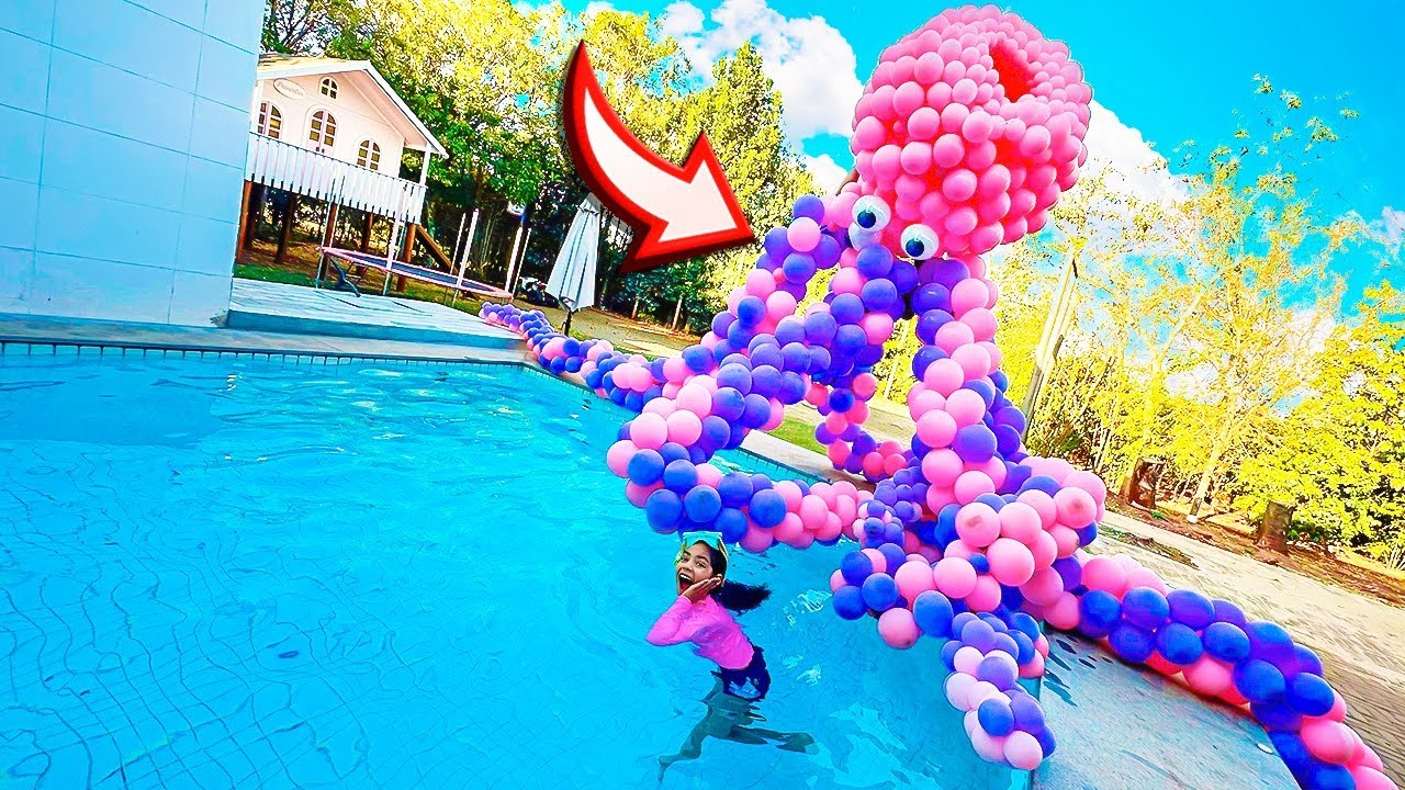 COLOQUEI UM POLVO GIGANTE NA MINHA PISCINA * o retorno do polvo ! *