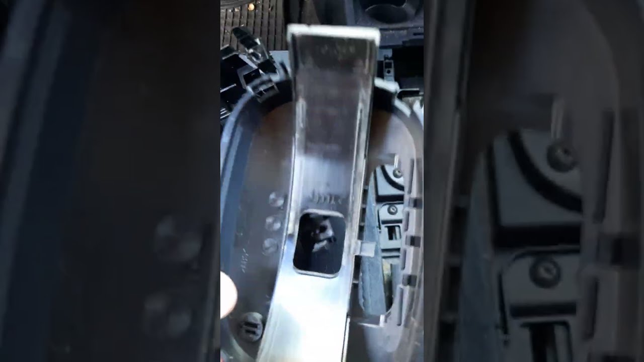 How to fix gear shifter indicator on Nissan Versa car with Timeline.