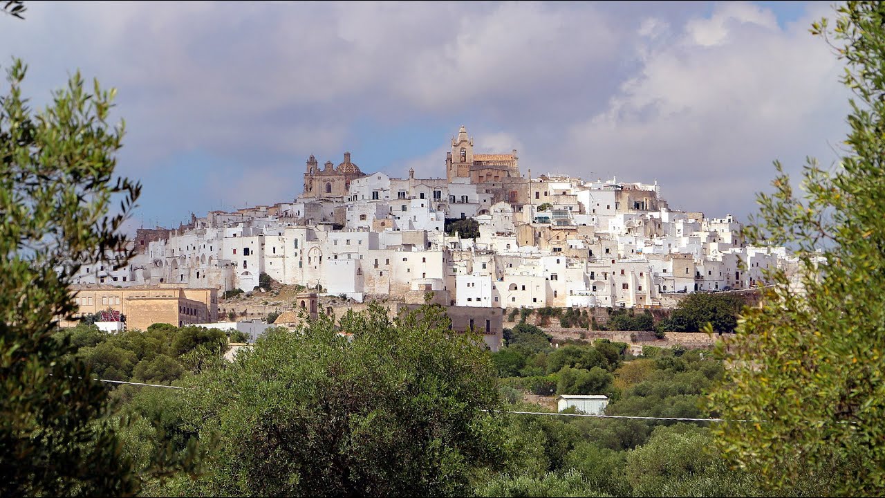 Piana Degli Ulivi  Ostuni  -  BR