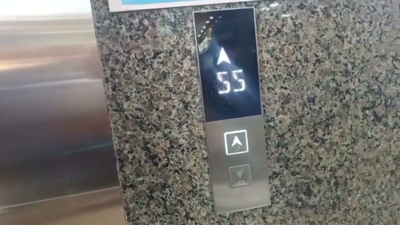 2024 XIZI Holeless Hydraulic elevator in Shopping the East in Paraguay