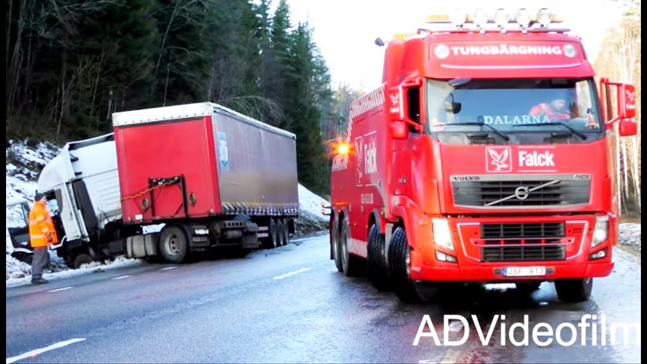 Volvo FH16 Heavy Recovery Truck vs Iveco Semitrailer -  Sweden 4K