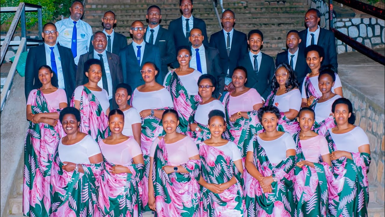 Horeb Family Choir - YAKOZE IBIKOMEYE (Official Video) Gahogo SDA Church 