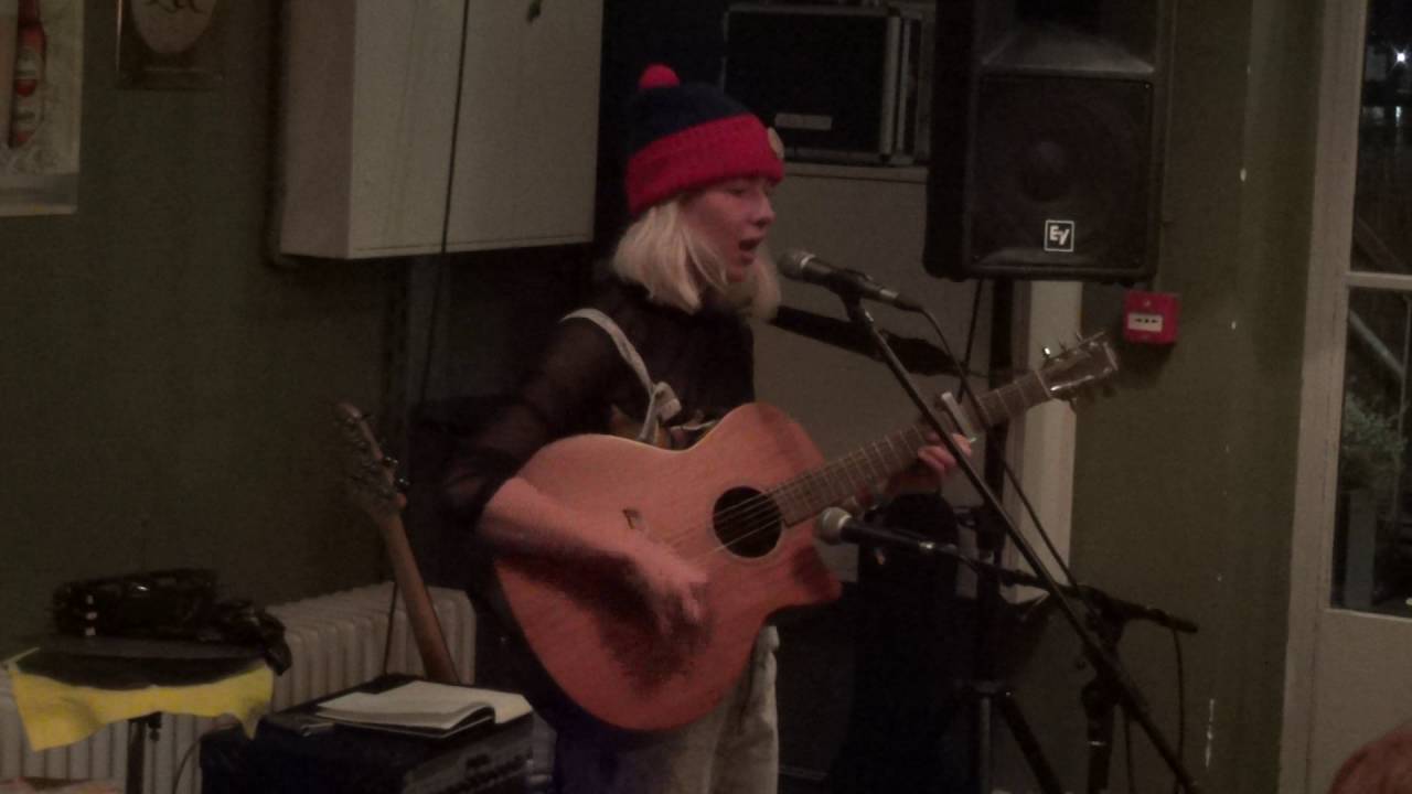 01 21 10 Dax 2e Singer Songwriter de Machinist Rotterdam 2016 wo 12 10 16 sd01 00