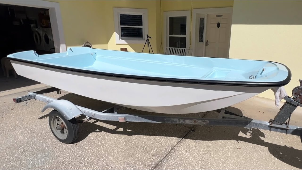 1971 13ft Boston Whaler Restoration Project | part 11 | Installing Trim and Rub Rail