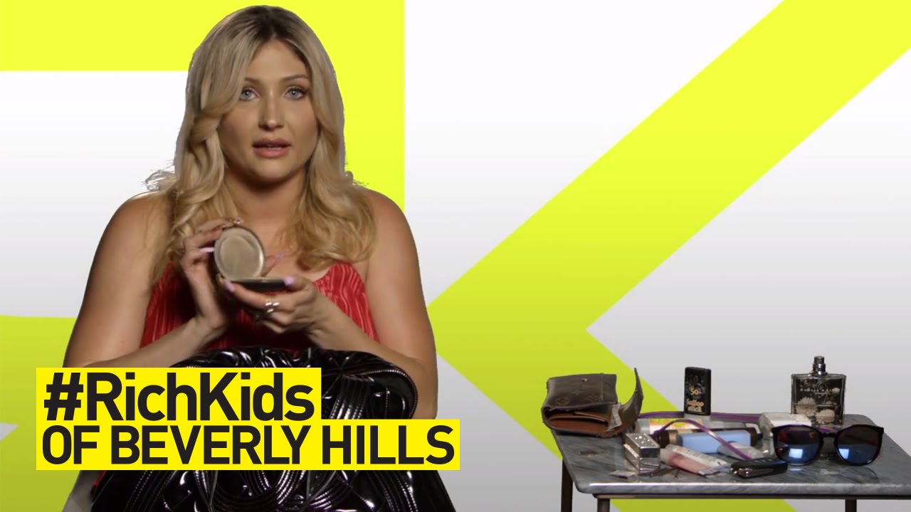 What's In Taylor-Ann Hasselhoff's Stylish Bag? | #RichKids of Beverly Hills | E!