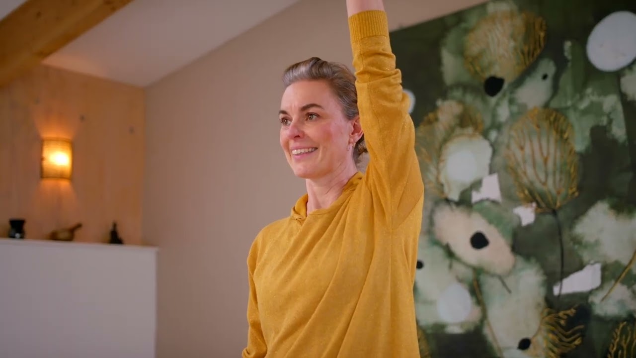 Side & back bends with Margot van Essen