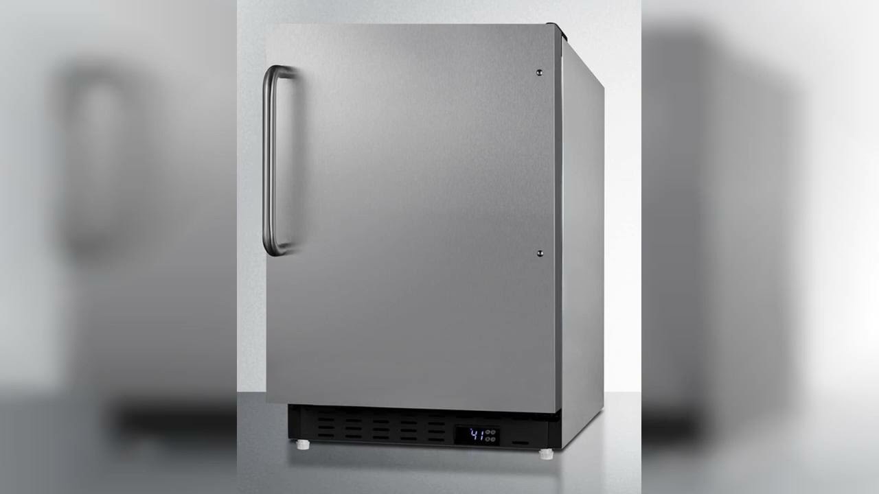 Review: Summit Appliance ALR47BCSS 20