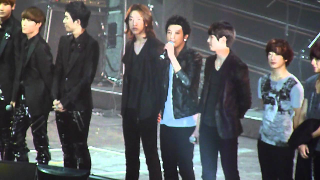 20110824 k-pop boys in power live in hk - ending cnblue