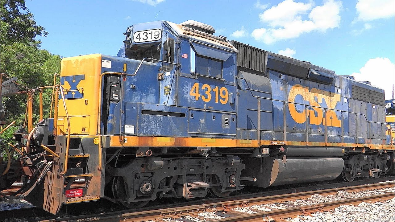 A Rare EMD GP39-2 On a CSX Mixed Freight Train