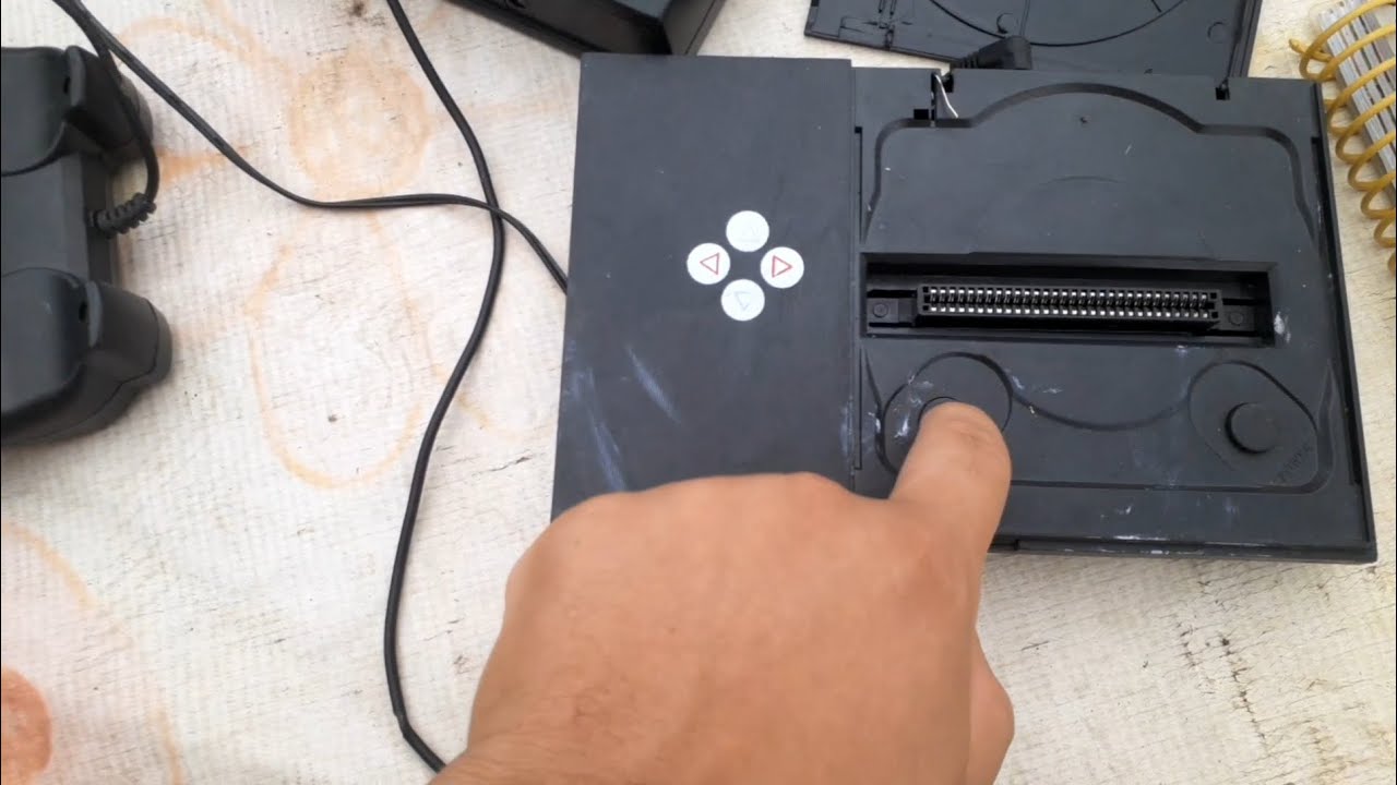 Nunca Tinha Visto esse Vídeo Game na  feira do rolo ( Comprei jogo de Xbox por 2,00 )