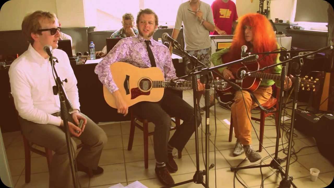 The Kik ft. Armand - Want Er Is Niemand, live @ Zwarte Cross Radio