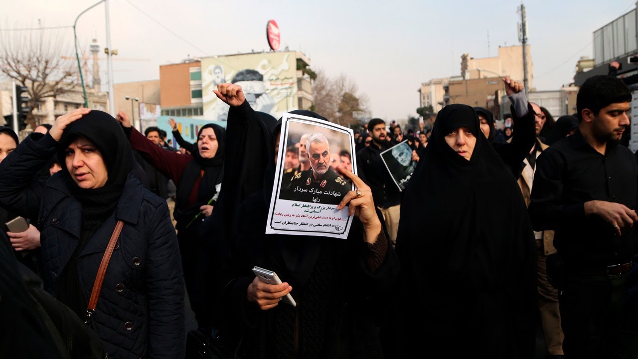 Morte do general Soleimani. Iranianos pedem 