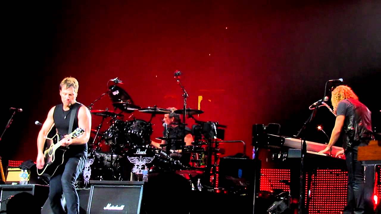 Bon Jovi-Blood on Blood (w/o Richie)-St Louis- 5/22/2011