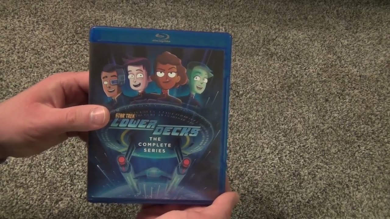 Распаковка Blu-ray диска «Звёздный путь: Нижние палубы: Полный сериал».