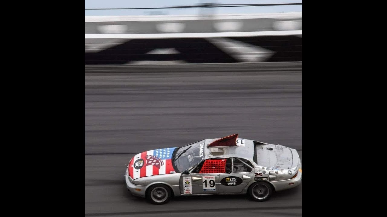 Team Infiniti #19 Champcar Sebring 12/28/2025
