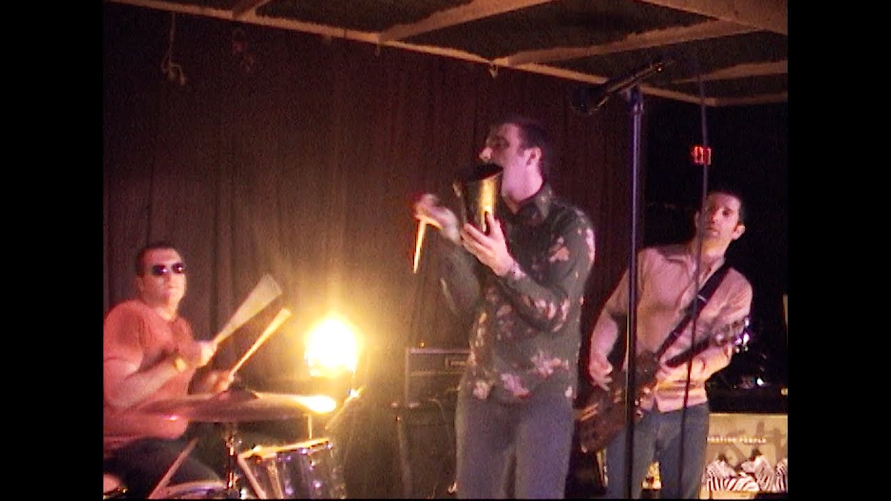 Chinese Stars live at The Milky Way (04.30.04)