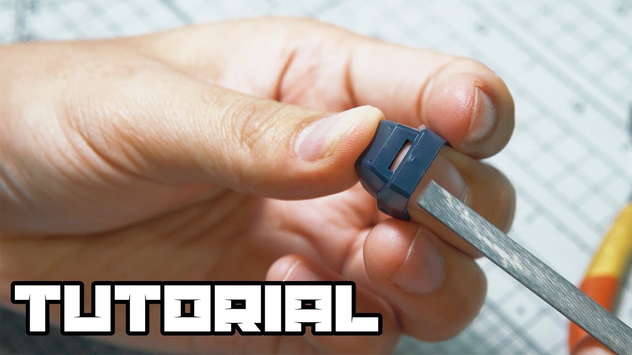 GUNPLA TUTORIAL - How To Remove Parts From Runner and Cleaning Nub Marks!