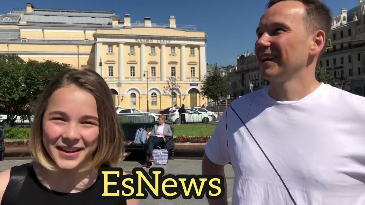 Elie seckbach visits Moscow