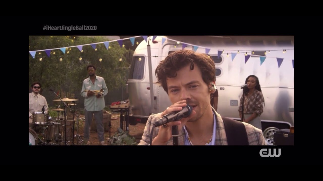Harry Styles Jingle Ball performance