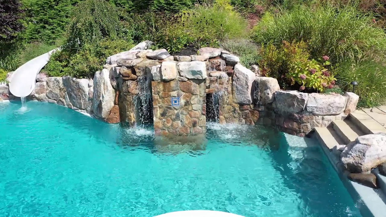 Grotto Pool - RinRobyn