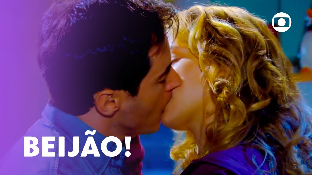Rosário e Inácio se beijam e ela delira vendo Fabian no quarto! | Cheias de Charme |  TV Globo