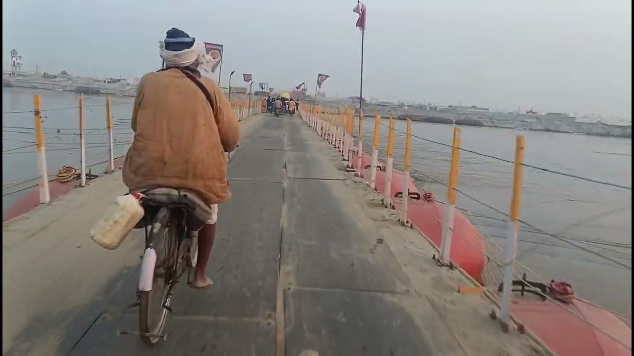 संगम नगरी प्रयागराज #sangam #prayagraj #vlog #comedy #funny #entertainment 