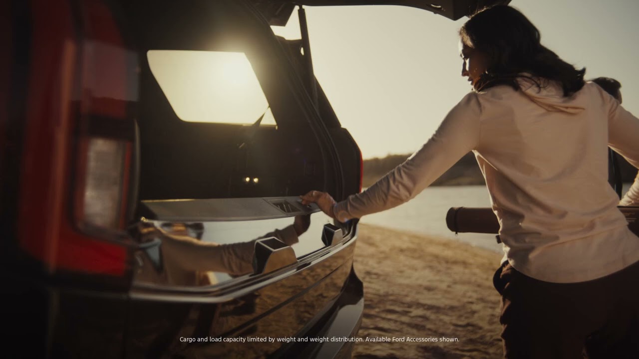 The All-New 2025 Ford Expedition&reg; SUV | Pack up and set out on your next journey.