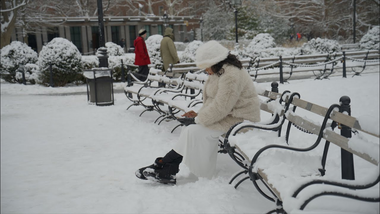 Nikon Zr 6K Video: After the First Post-Christmas NYC Snow