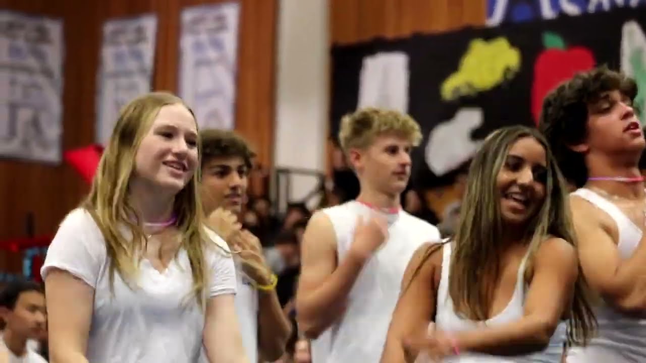 Acalanes Homecoming Rally 2022: Sophomore Skit