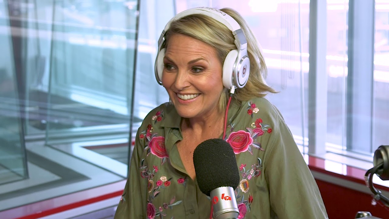 Georgie Gardner gets hit in the head while rapping