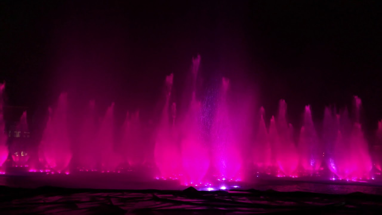 World's Largest Multicolor Dancing Fountain at Okada Manila (4K)