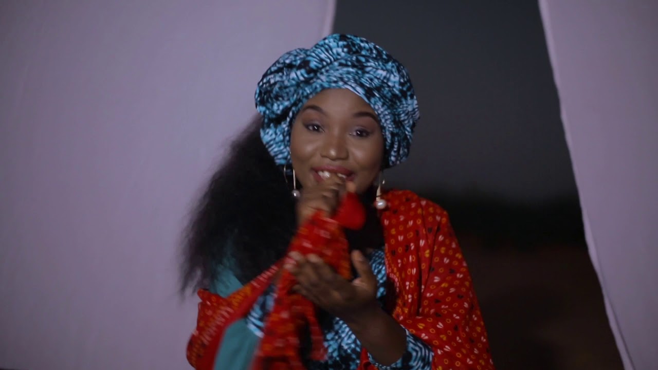 DIFFA N'GALLA (CLIP OFFICIEL)  Barakina_ Kitary_Indira_kantatrice Diffa N'glaa by Niger wood