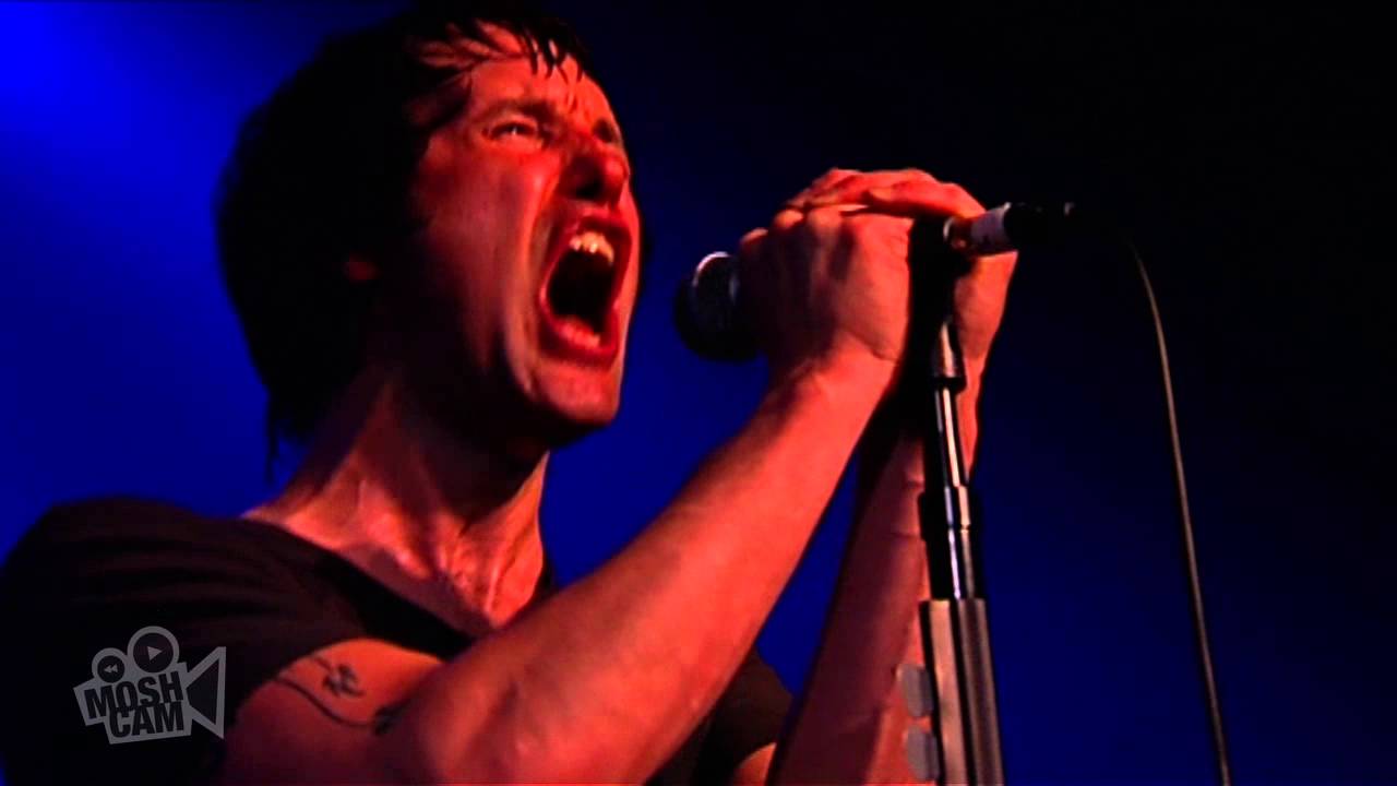Ash - Kung Fu (Live in Sydney) | Moshcam