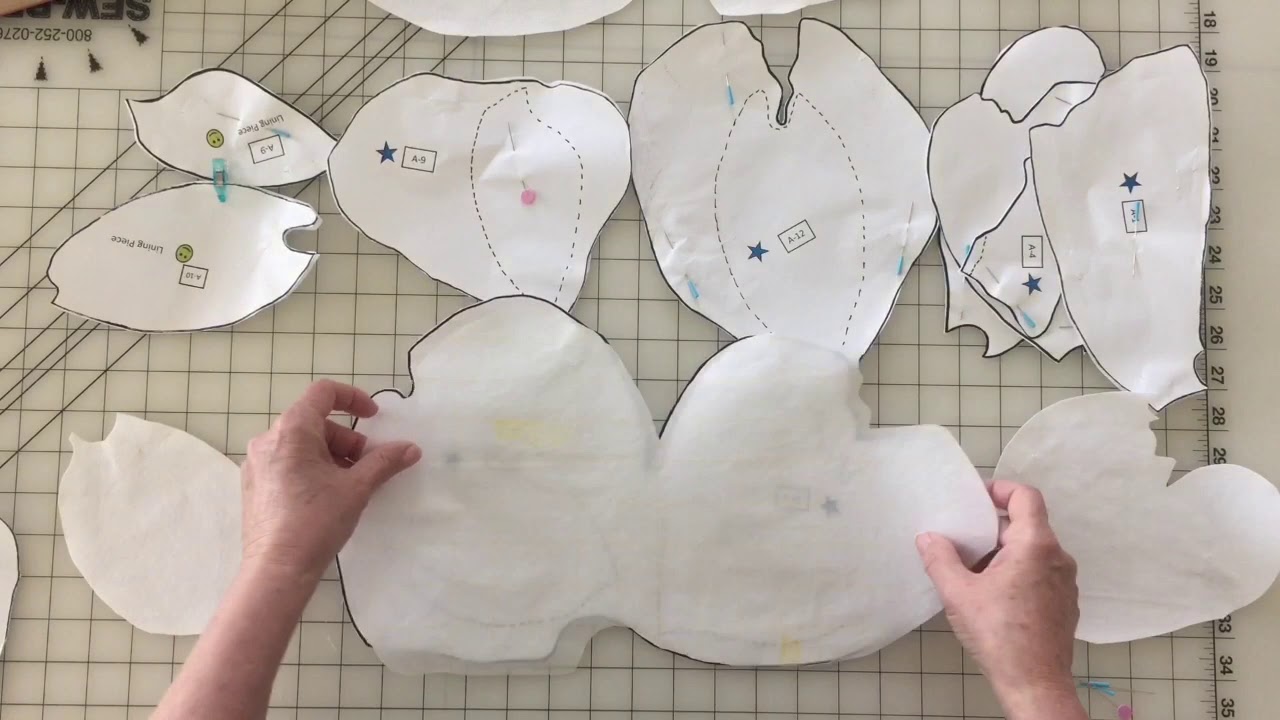 Dogwood Flower Class #2 “ Fusing and background with Melinda Bula