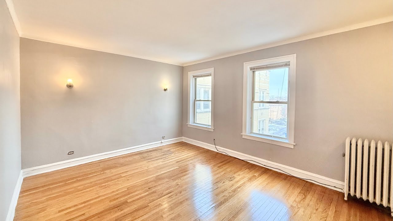 6306 N Leavitt #3, BRIGHT and SPACIOUS 1 Bed 1 Bath Apartment for Rent in West Ridge, Chicago!