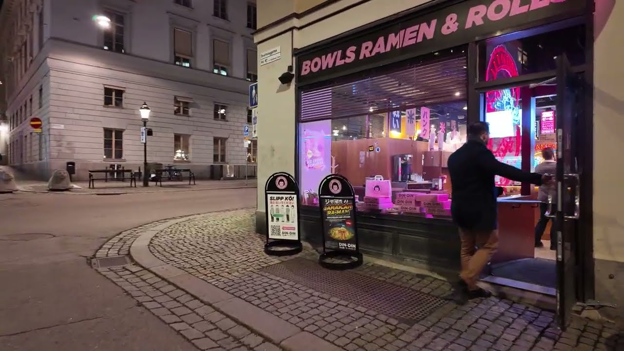 NIGHT Stockholm City Centre Winter Walk 🌞💸 | Sweden’s Capital in 4K 🇸🇪  Stockholm UHD