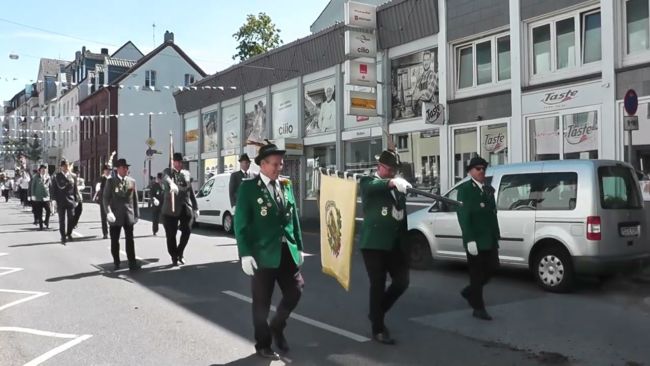 Ratingen Aufmarsch des Musikblock auf der Bahnstraße 2022
