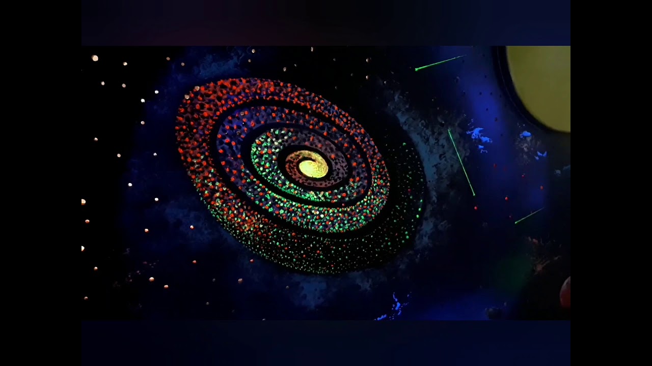 spettacolare lampada a led.dipinta con colori fluo-luna in resina