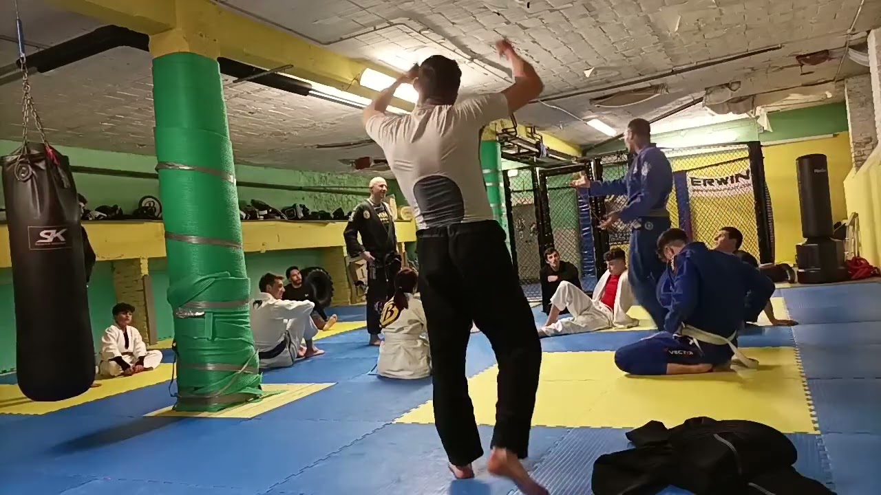 Brazilian Jiu Jitsu Class - Bianche/blu - MMA Biella Spazioforma