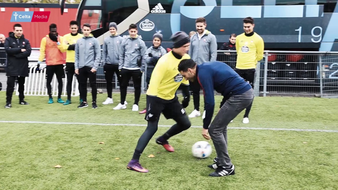 Soufiane Touzani visitó al Celta en Amsterdam