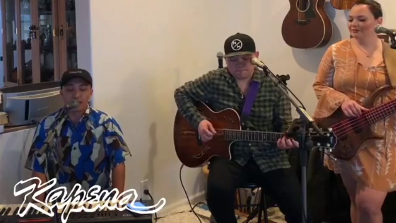 Pena Bu - Lonely Days (Live) ft. Alika Moon & Lilo