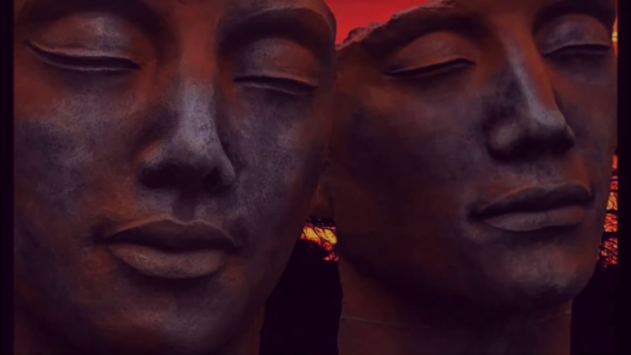 17 Surprising Benefits Of Chanting Om