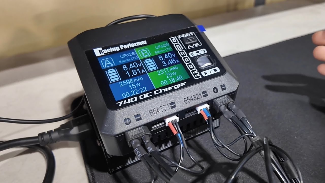 ヨコモ新型ハイエンド充電器　740DCチャージャー