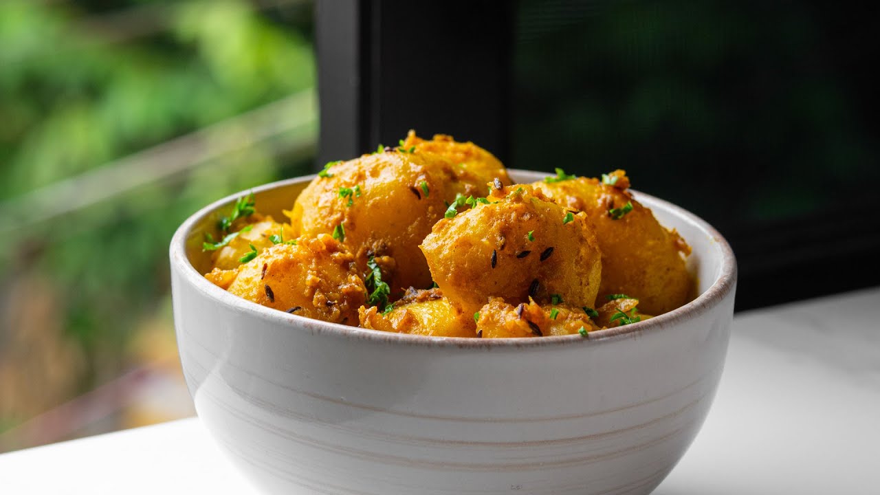 Indian Ginger Potatoes - Adraki Aloo Recipe - Easy Vegan Side Dish