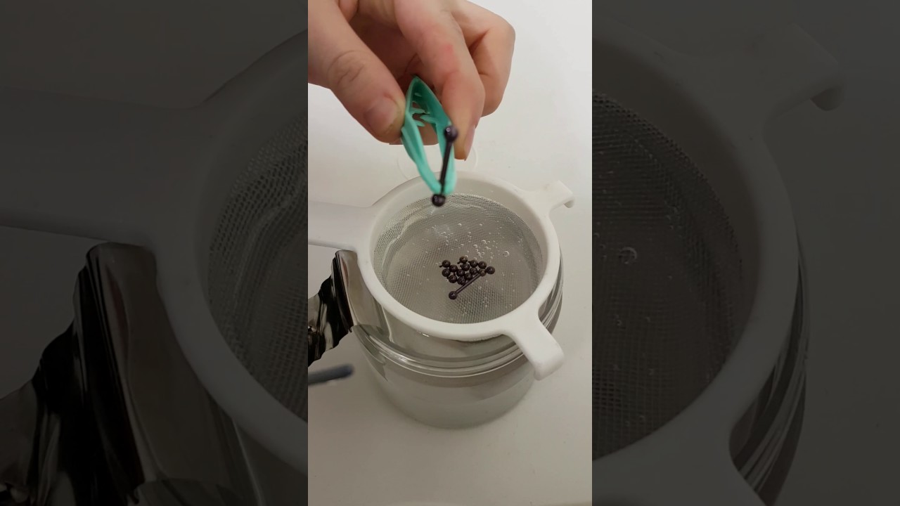 Anodising Implant-Grade Titanium Body Jewellery